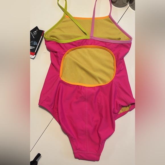 SOLD Youth one piece bathing suit size 16 speedo hot pink - Picture 7 of 9